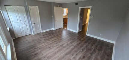 2802 Clearview Ave in Baltimore, MD - Building Photo - Building Photo