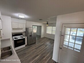 805 Camellia Dr in Melbourne, FL - Building Photo - Building Photo