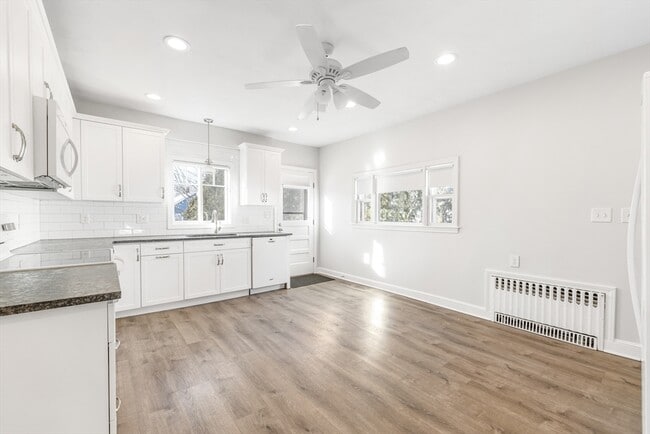 33 Pearl St-Unit -2 in Natick, MA - Building Photo - Building Photo