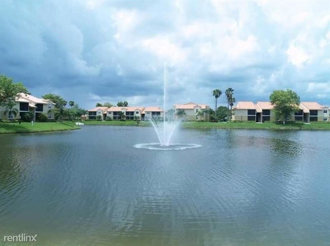 1245 SW 46th Ave in Pompano Beach, FL - Building Photo - Building Photo