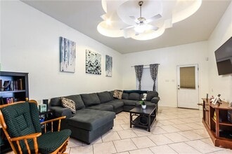 14 West Dr in Pharr, TX - Building Photo - Building Photo
