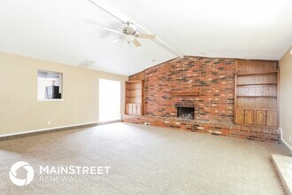 1001 Walsh Ln in Yukon, OK - Building Photo - Building Photo