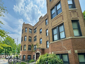 1421 W Hutchinson St, Unit 1 in Chicago, IL - Building Photo - Building Photo