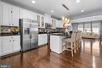 16729 Shackleford Way in Woodbridge, VA - Building Photo - Building Photo