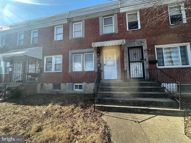 3625 Kenyon Ave in Baltimore, MD - Building Photo - Building Photo