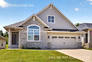 14422 Holcomb Ave in Urbandale, IA - Building Photo