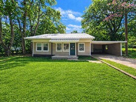 299 Francis St in Hawkins, TX - Building Photo