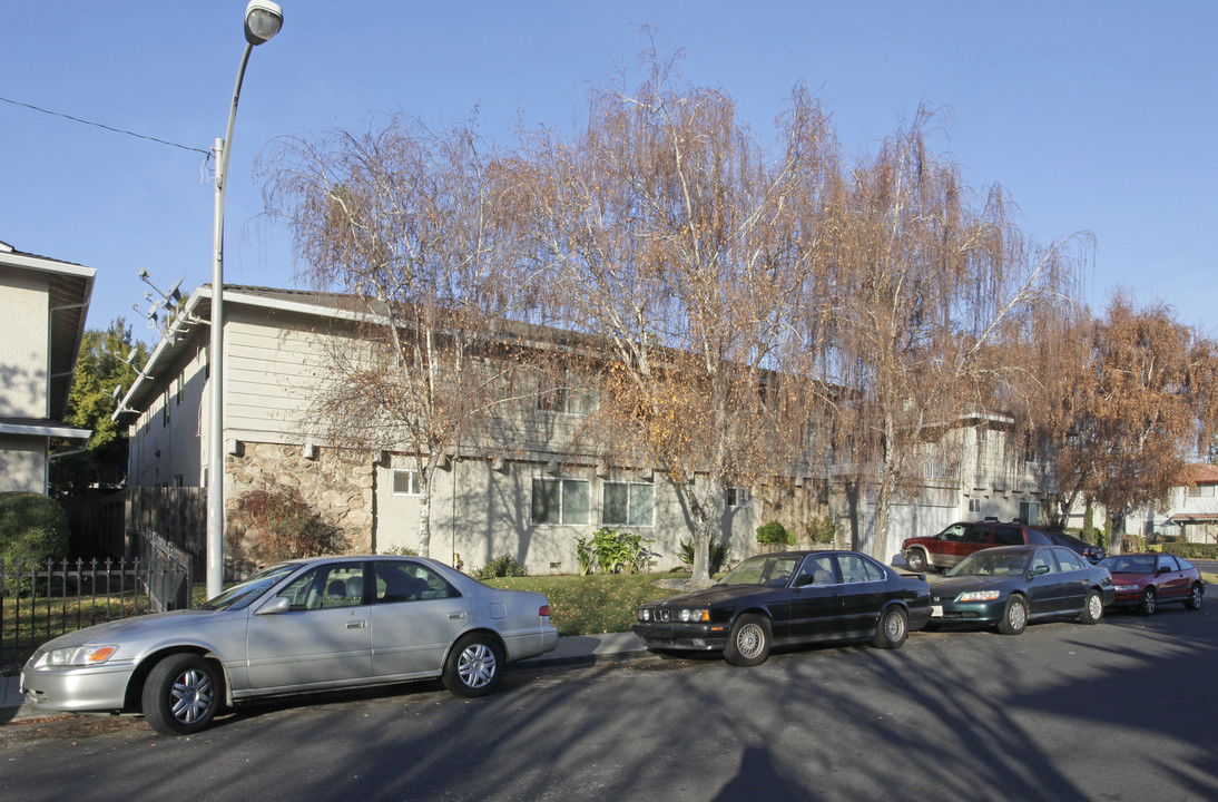 Karyl Apartments in Santa Clara, CA - Foto de edificio