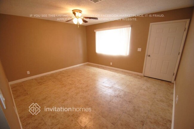 1653 W Belfast St in Mesa, AZ - Building Photo - Building Photo