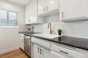 Champlin Properties in Los Angeles, CA - Building Photo