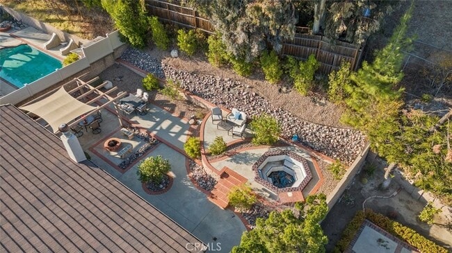 13247 Mission Tierra Way in Los Angeles, CA - Building Photo - Building Photo