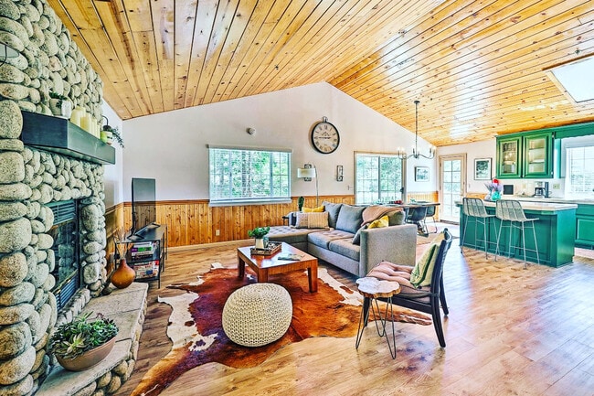 property at 360 Cedarbrook Dr