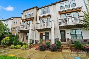 1312 Nandina St in Charlotte, NC - Building Photo