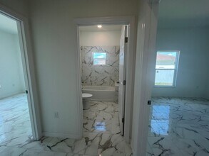 3012 3rd St SW in Lehigh Acres, FL - Building Photo - Building Photo