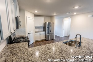 177 Bahama Woodstar in San Antonio, TX - Building Photo - Building Photo