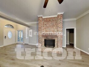 709 W Park Dr in Keller, TX - Building Photo - Building Photo