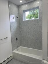 76 Robbins St in Waltham, MA - Building Photo - Building Photo