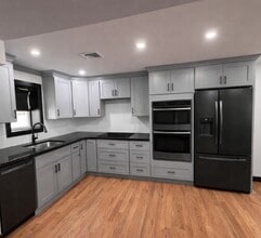 833 Udall Rd in West Islip, NY - Building Photo - Building Photo