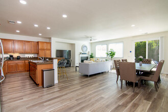43784 Riunione Pl in Indio, CA - Building Photo - Building Photo
