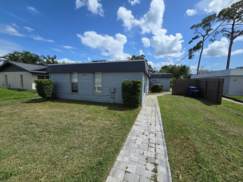 1872 Marcia St in Sarasota, FL - Building Photo