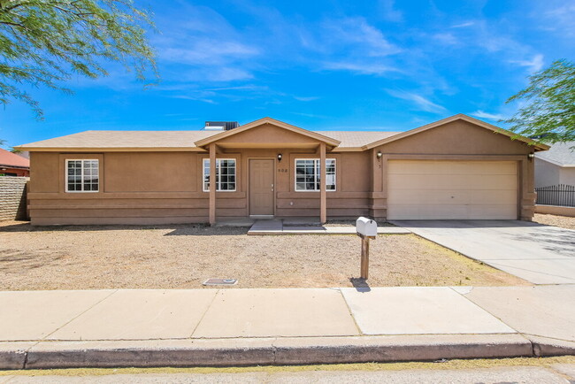 property at 305 E Gardenia Dr