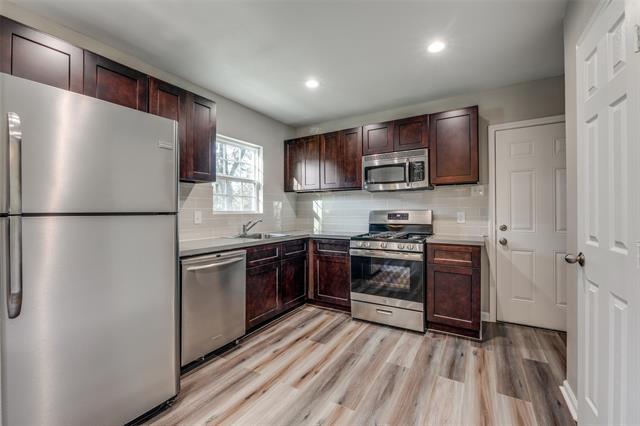 4206 Robert L Parish Sr. Ave in Dallas, TX - Building Photo - Building Photo