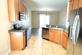 3882 Manitoba Way in Rockledge, FL - Building Photo - Building Photo