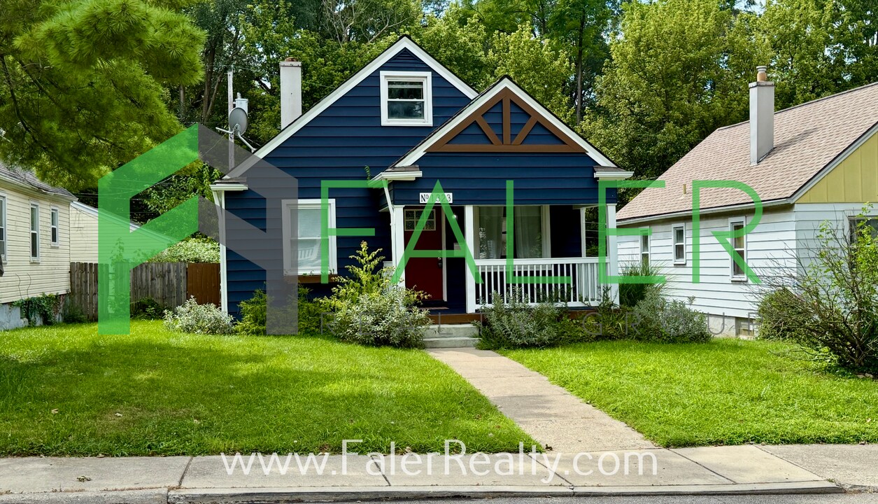 1323 Epworth Ave in Dayton, OH - Building Photo