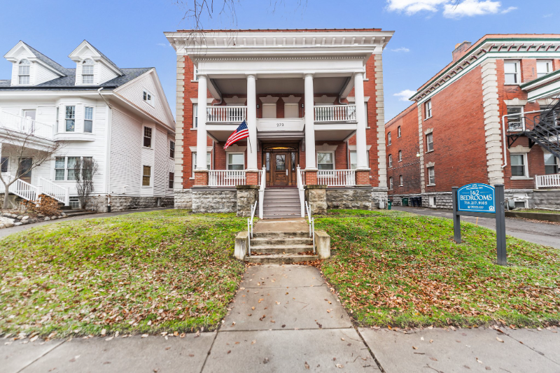 273 Richmond Ave in Buffalo, NY - Building Photo