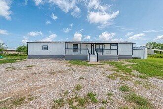 8240 Bullard Rd in Brookshire, TX - Building Photo - Building Photo