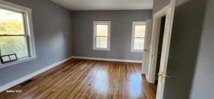 705 Liberty St in Braintree, MA - Building Photo - Building Photo