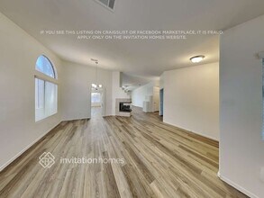 6285 Hill Haven Ave in Las Vegas, NV - Building Photo - Building Photo