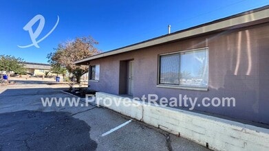 21225 Wigwam Rd in Apple Valley, CA - Building Photo - Building Photo