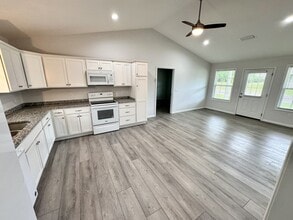 97 Timothy Dr in Somerset, KY - Building Photo - Building Photo