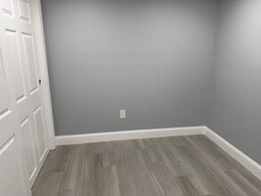 465 James Farm Rd in Stratford, CT - Building Photo - Building Photo