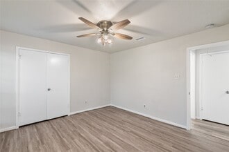 22115 Fincastle Dr in Katy, TX - Building Photo - Building Photo