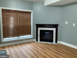 3301 Castle Ridge Cir in Silver Spring, MD - Building Photo - Building Photo