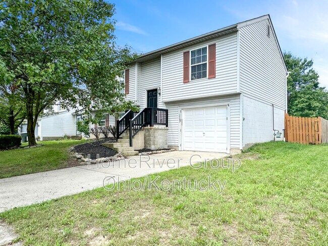 property at 1707 Farberdale Dr