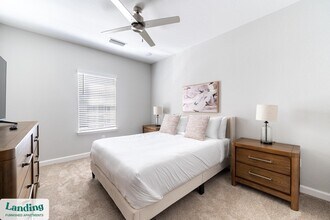 84 San Filippo Dr SE, Unit 08-8302 in Palm Bay, FL - Foto de edificio - Building Photo