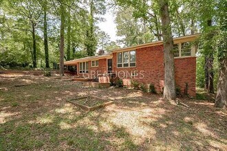 1317 Hard Scrabble Rd in Columbia, SC - Building Photo - Building Photo