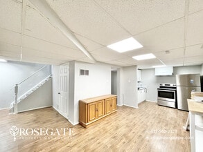 16 Harness Cir in Markham, ON - Building Photo - Building Photo