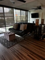 2845 Waialae Ave, Unit 421 in Honolulu, HI - Building Photo