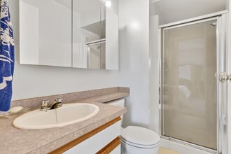 17829 59 Av in Surrey, BC - Building Photo - Building Photo
