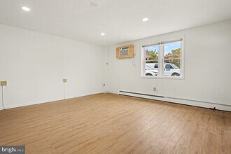 107 Allison Rd in Oreland, PA - Building Photo - Building Photo
