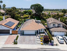 7912 Calle Posada in Carlsbad, CA - Building Photo - Building Photo
