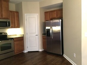136 Hamilton Ct in Easley, SC - Building Photo - Building Photo
