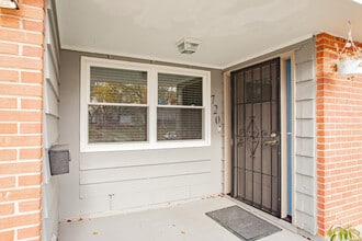 720 Durham Ln in Hoffman Estates, IL - Building Photo - Building Photo