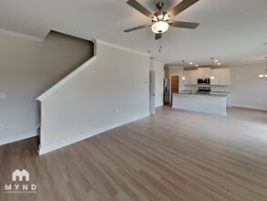 102 Sina St in Troutman, NC - Foto de edificio - Building Photo