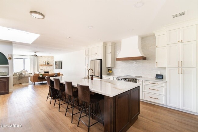property at 7586 E Pleasant Run