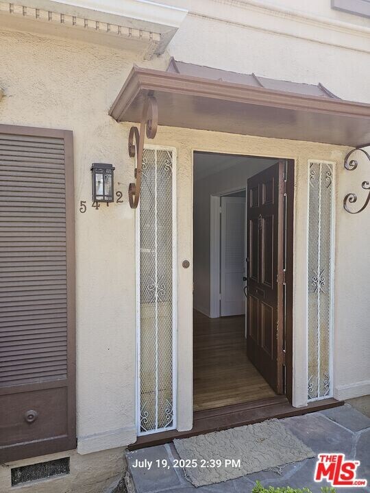 5468 Edgewood Pl in Los Angeles, CA - Building Photo